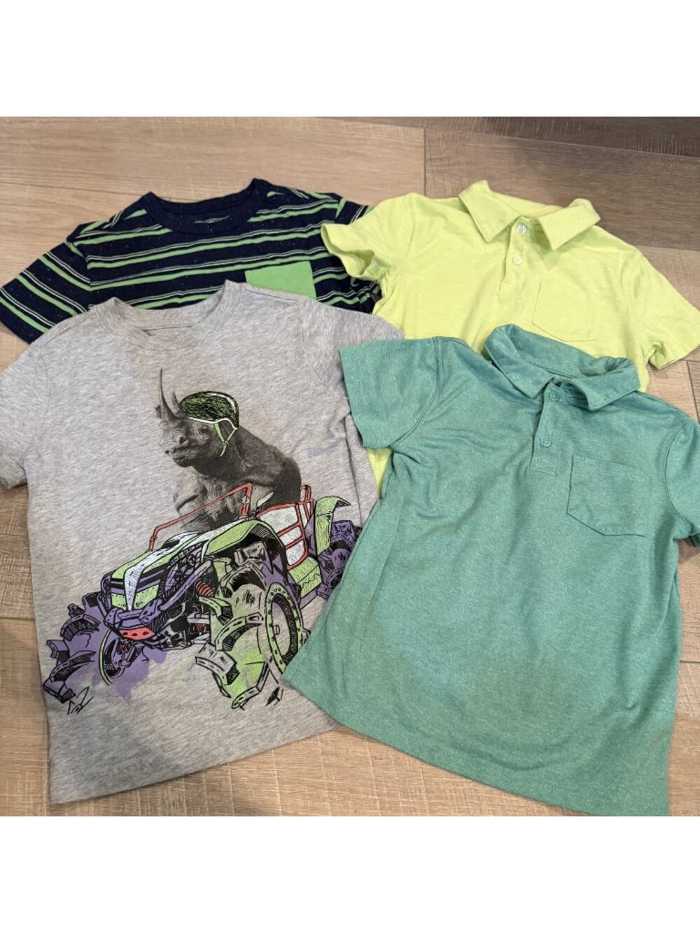 CAT & JACK OLD NAVY BOYS LOT OF 4 SHIRTS XS 4/5